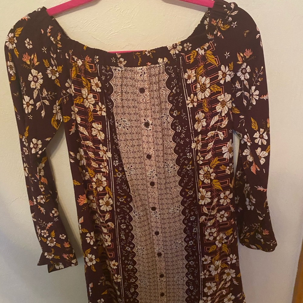 Dress - Picture 2 of 3